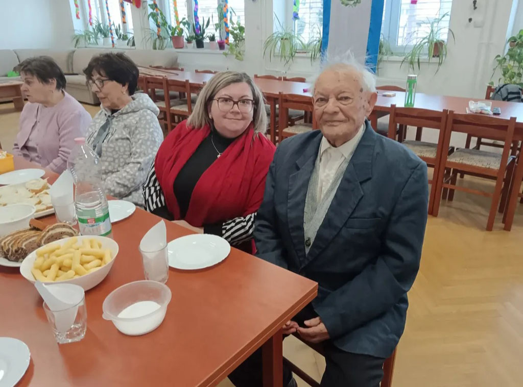 Közel a századik – szülinapi köszöntés Sántoson hír nézőképe - kis méret