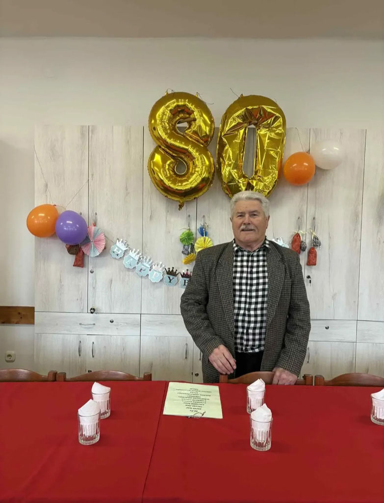 80. születésnapját ünnepelte klubtagunk a Sántosi Idősek Klubjában hír nézőképe - kis méret