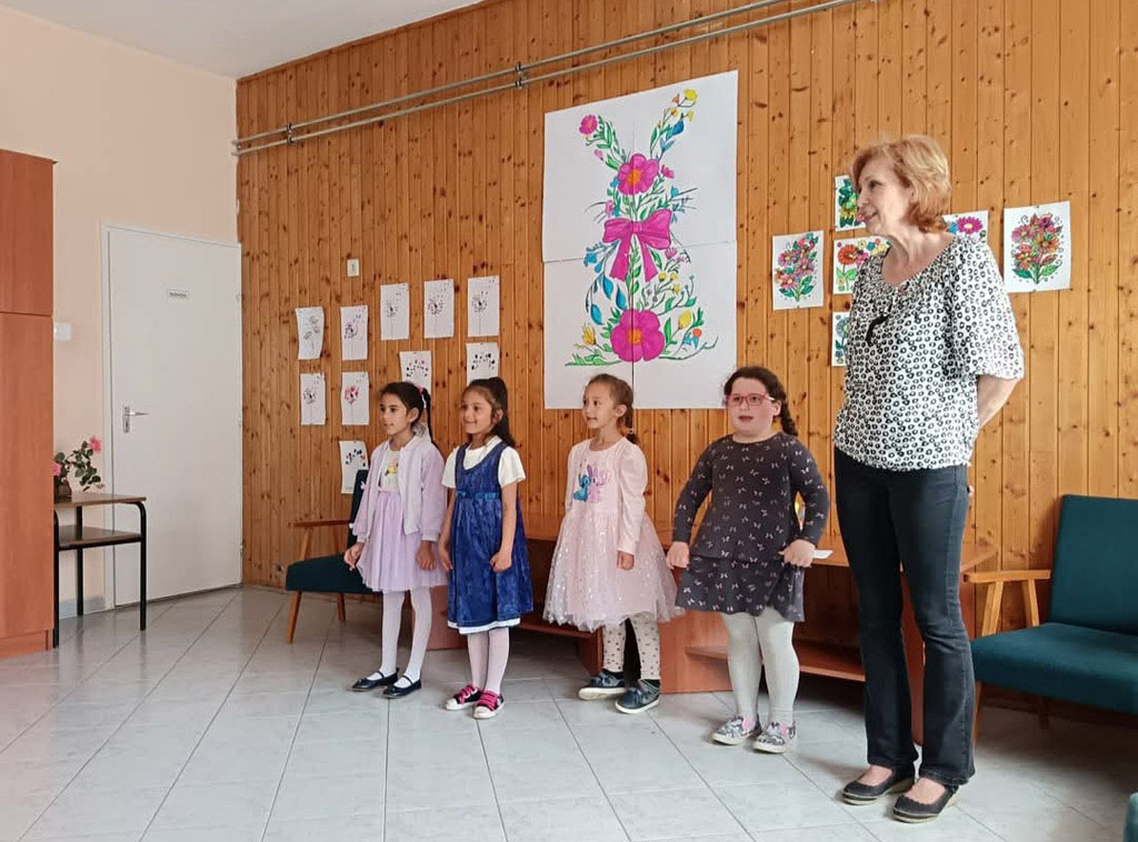 Színes programok tavasszal hír nézőképe - kis méret