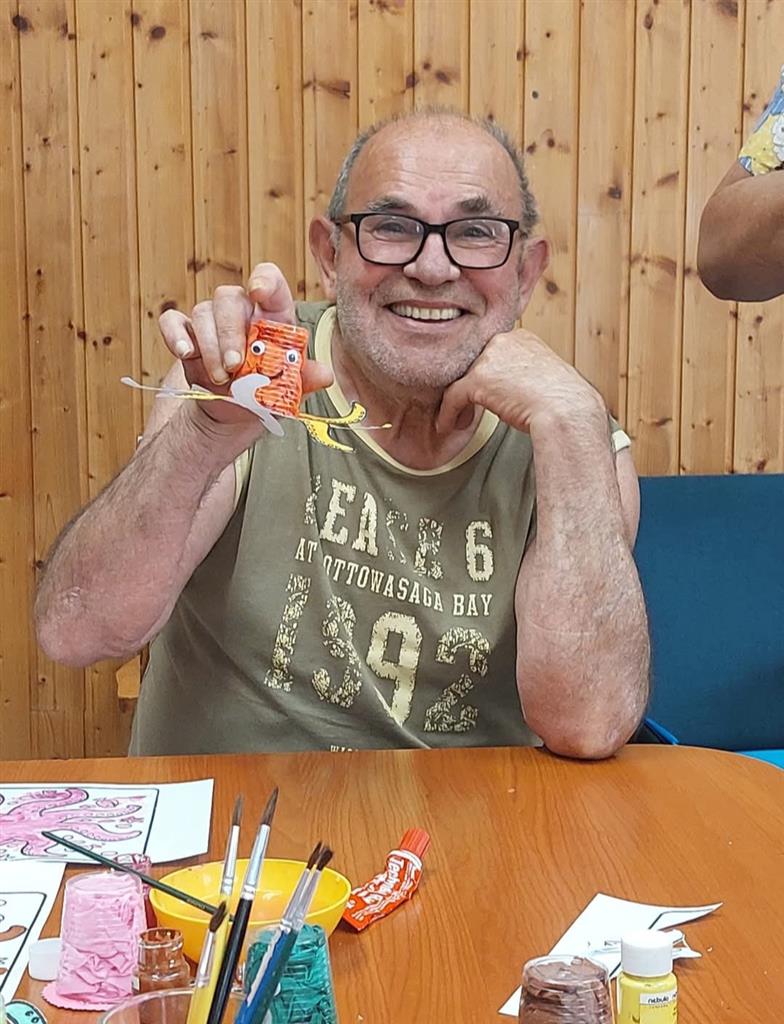 Kreatív nyári foglalkozások a Szigetvári Utcai Idősek Klubjában