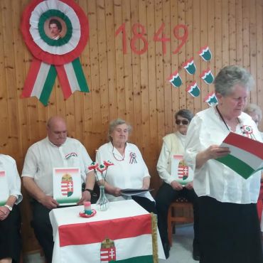 A Szigetvári Klub tagjai adták a színvonalas műsort. 2019 Március 15-i ünnepség