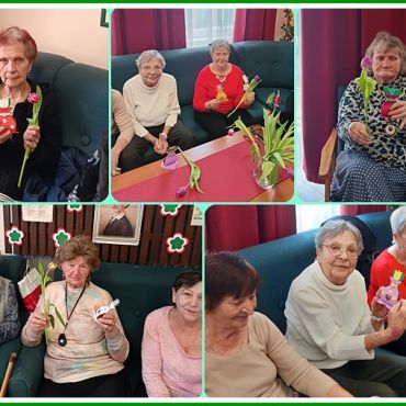 Nőnapi köszöntés a Szigetvári utcai klubban - 2025